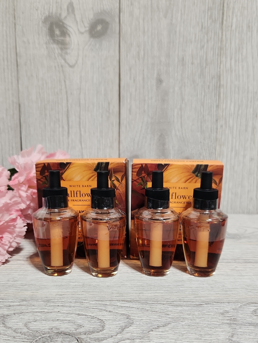 Bath & Body Works Sweet Cinnamon Pumpkin Wallflowers Fragrance Refill Bulbs (4) - Picture 2 of 5